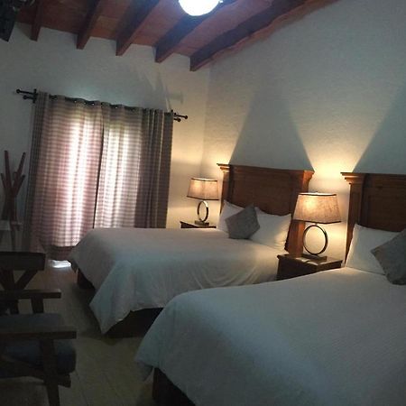 Hotel Concierge Flor Y Canto เตโปซตลัน ภายนอก รูปภาพ