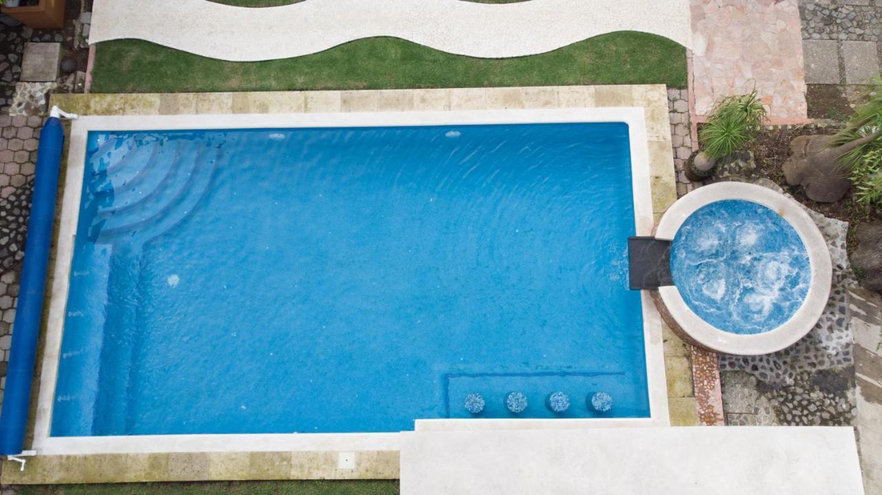 Hotel Concierge Flor Y Canto เตโปซตลัน ภายนอก รูปภาพ