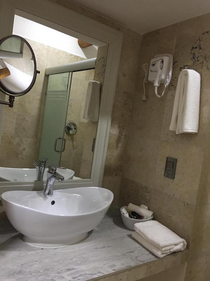 Hotel Concierge Flor Y Canto เตโปซตลัน ภายนอก รูปภาพ